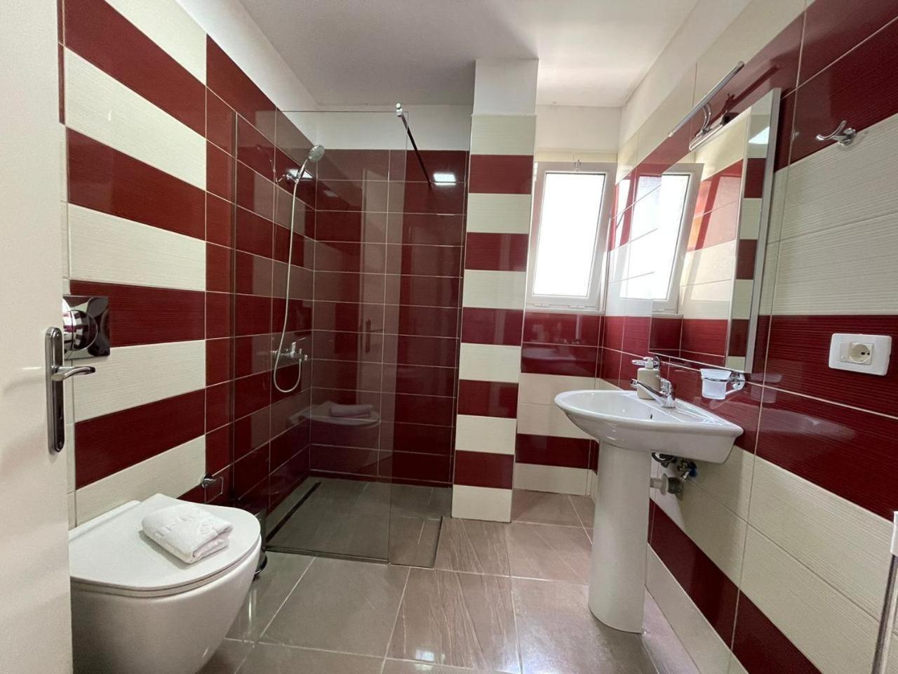 Seaside Apartmens Саранда Экстерьер фото
